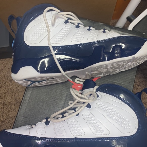 Air Jordan 9 Retro University Blue - Picture 4 of 6